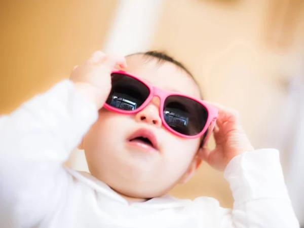 美麗托嬰中心 - 奧福音樂身體律動